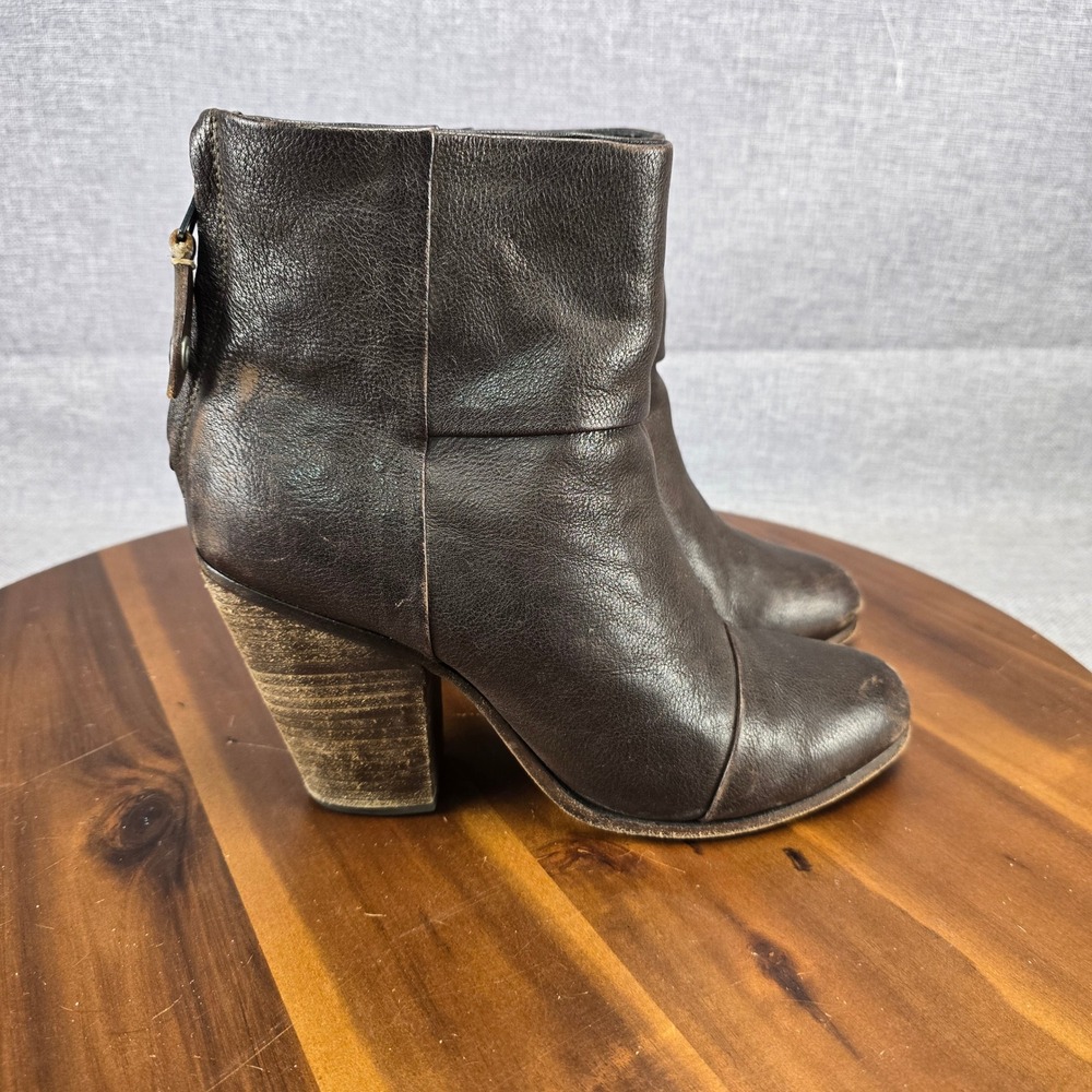 Rag & Bone Harrow Dark Brown Pebbled Leather Ankle Boots Size 39.5 Round Toe